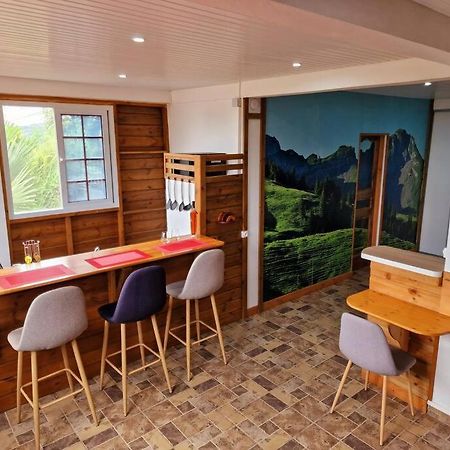 Hillview Studio Apartment La Trinite Bagian luar foto